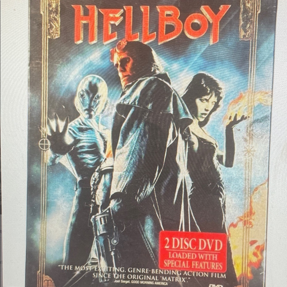 Hellboy 2-Disc DVD Movie Case - Red & Black Artwork